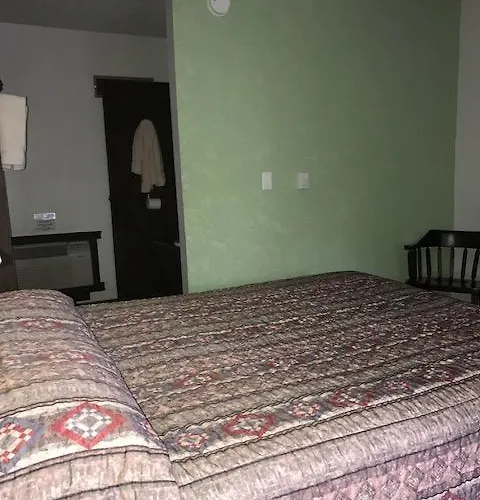 Motel Bunkhouse 2*